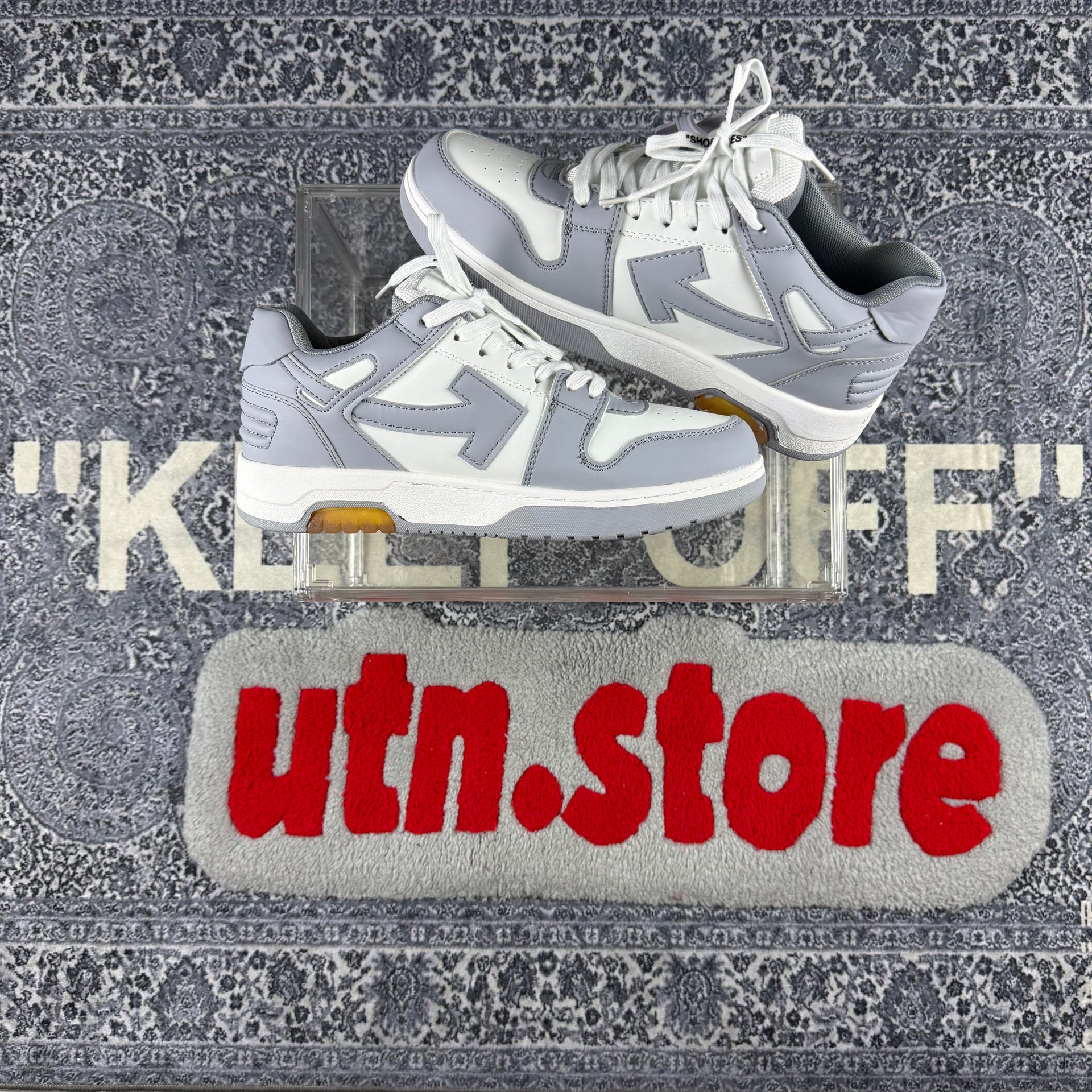 Кросівки Off-White Out of Office