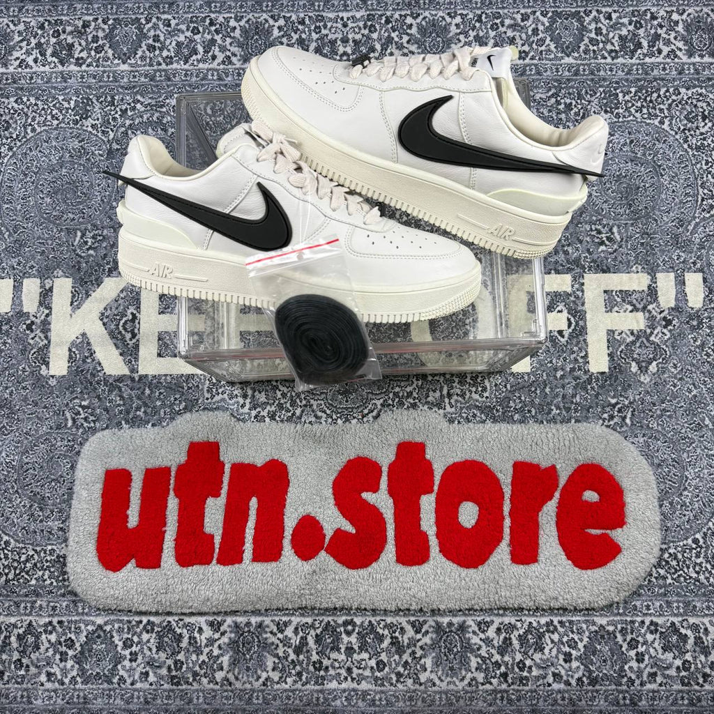 Nike air force x ambush