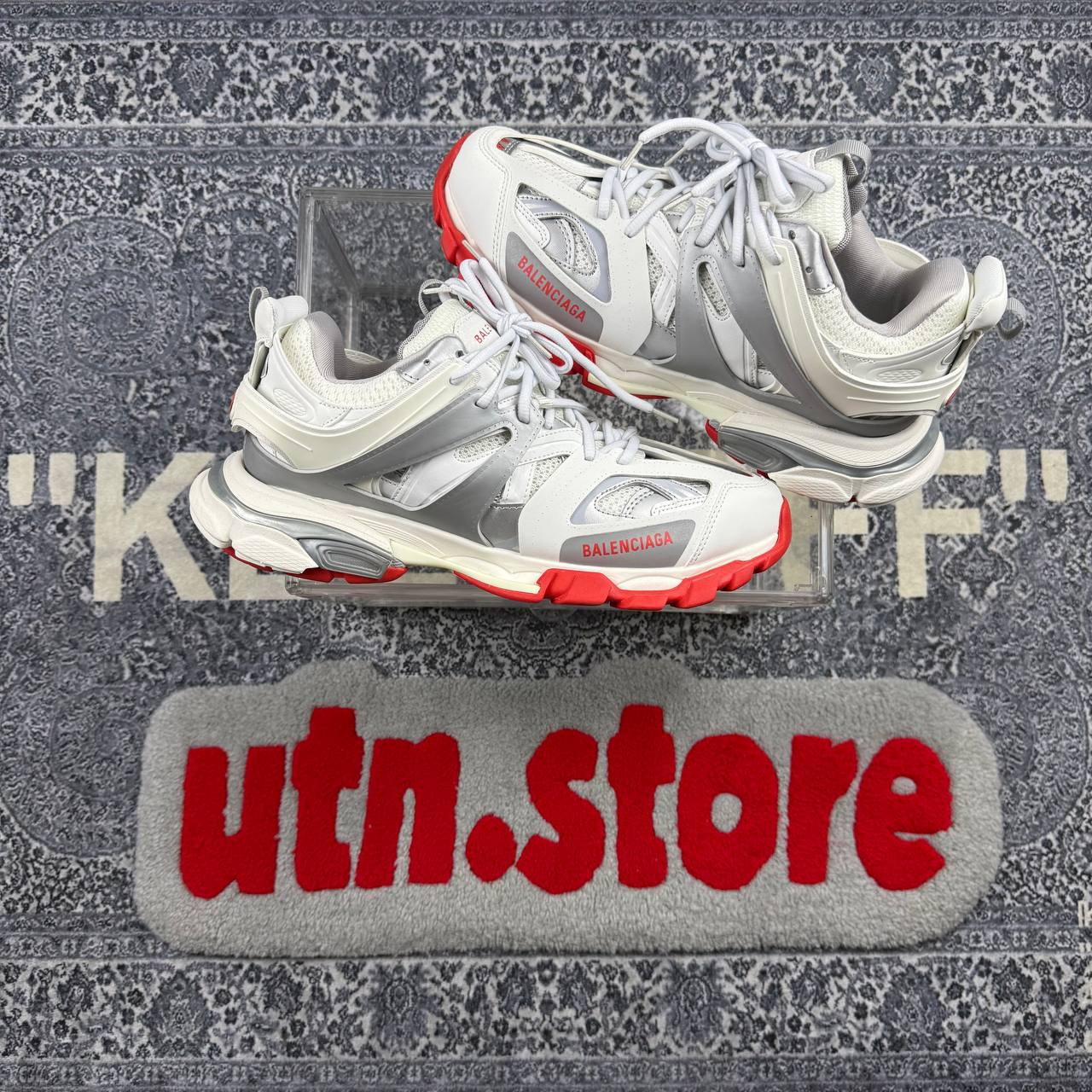 Balenciaga track