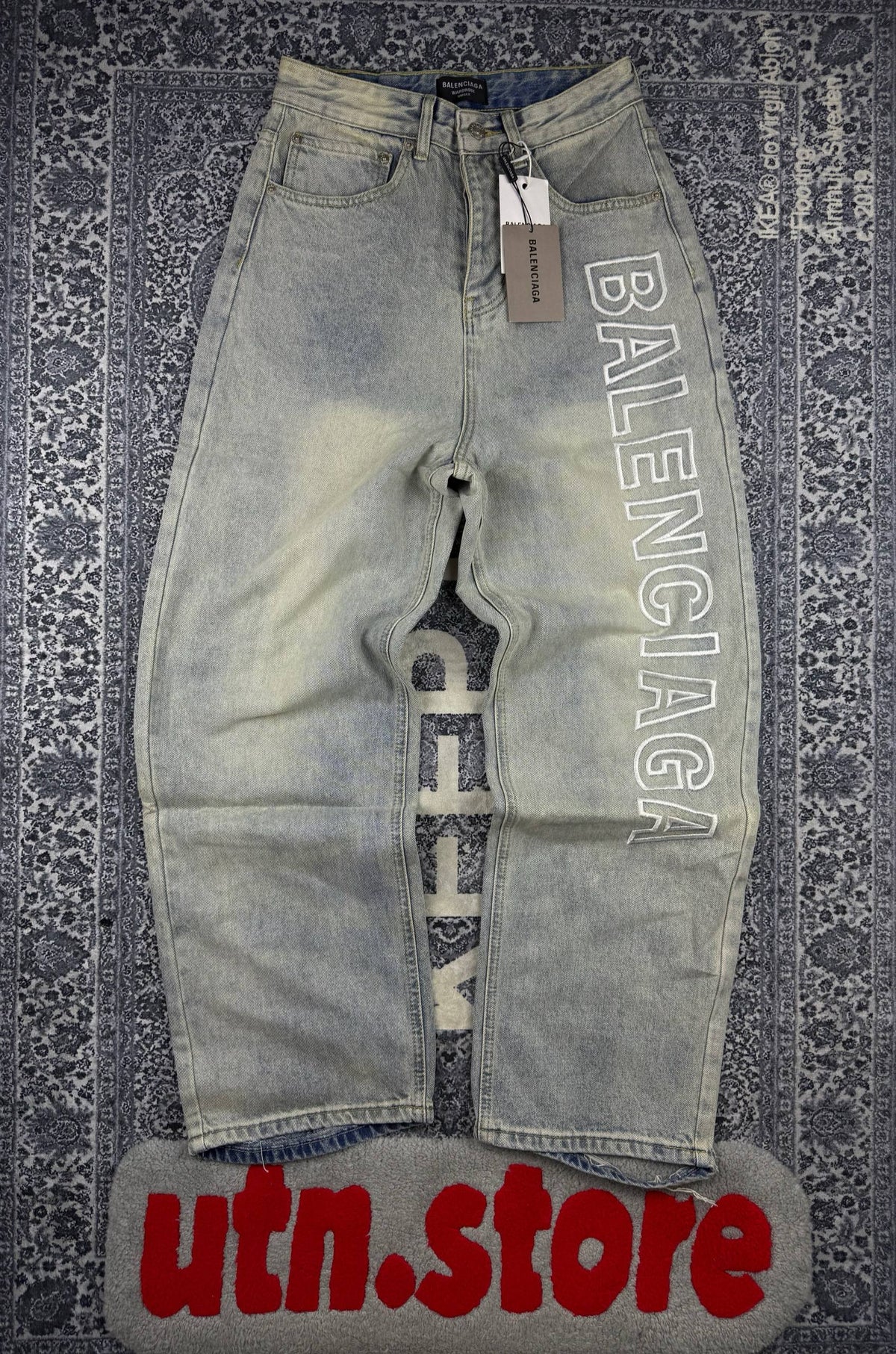 Штани Balenciaga Logo-Print Wide-Leg