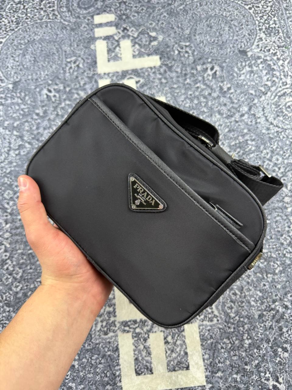 Сумка Prada Re-Nylon Shoulder Bag