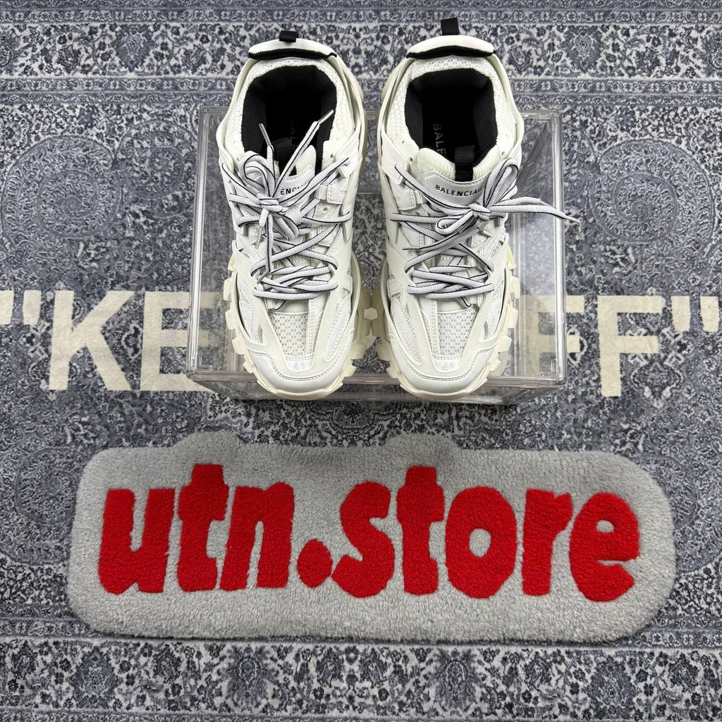 Balenciaga track