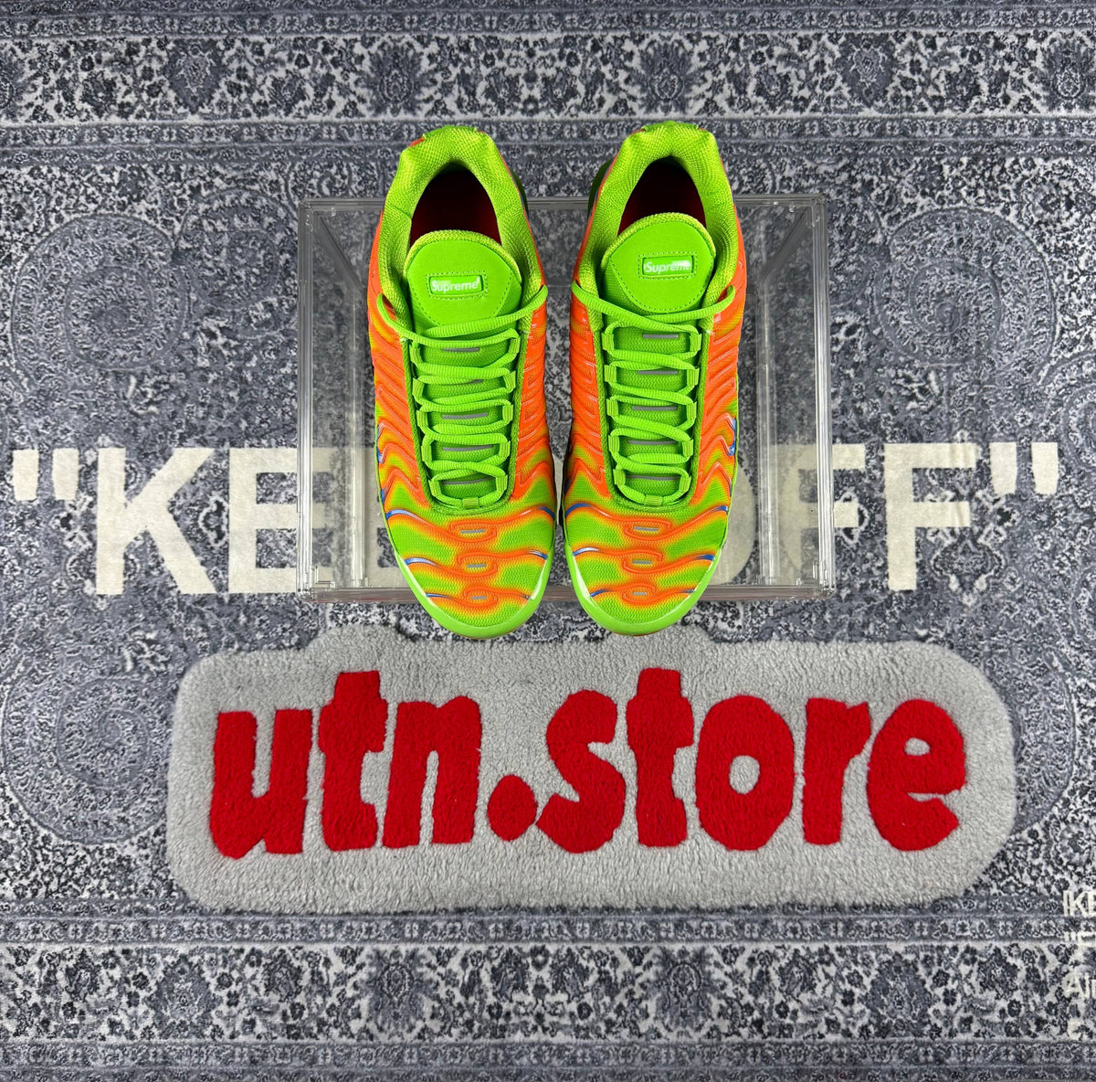 Кросівки Nike tn x supreme