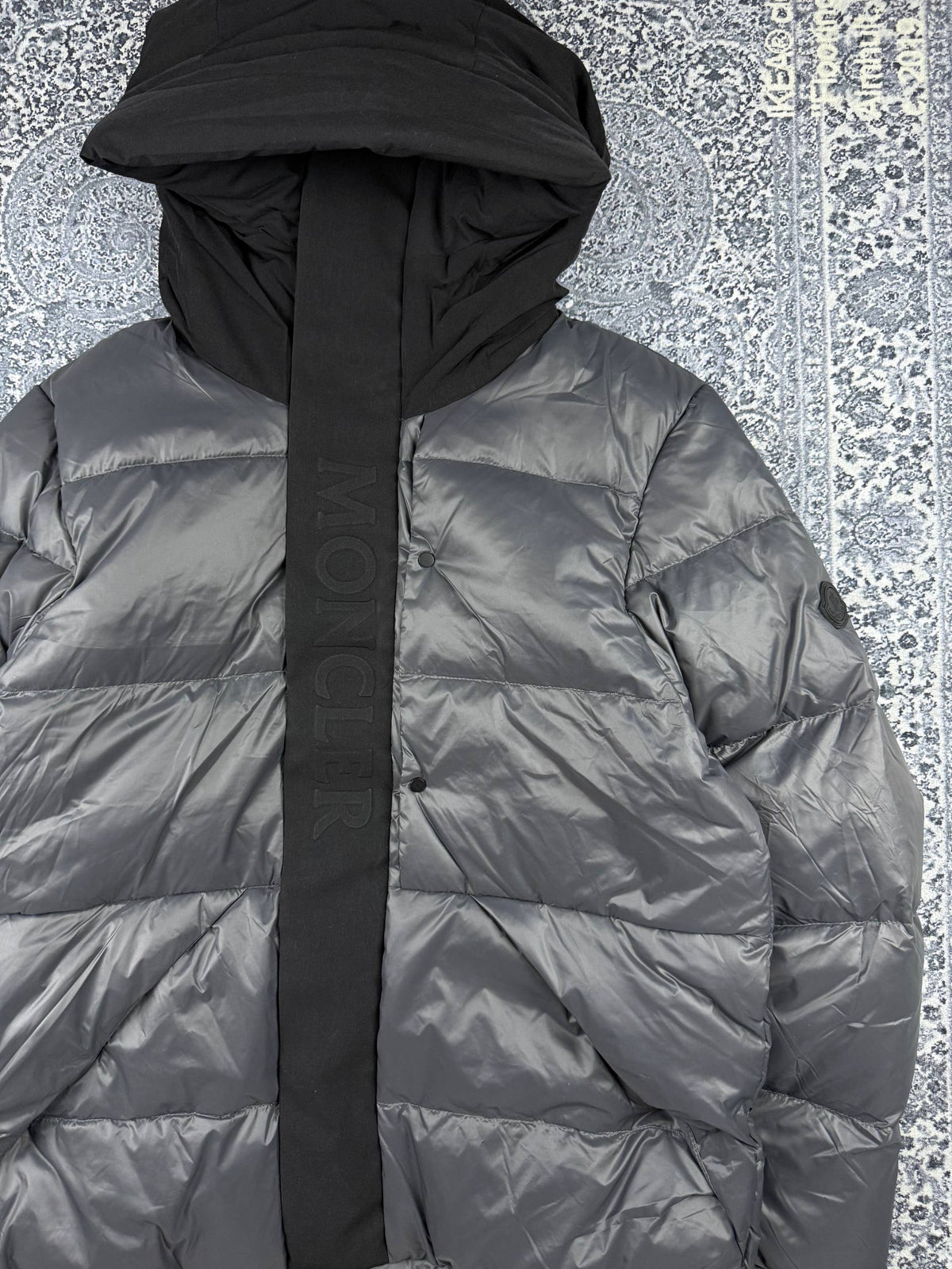 Куртка Moncler Madeira Hooded Short Down Jacket
