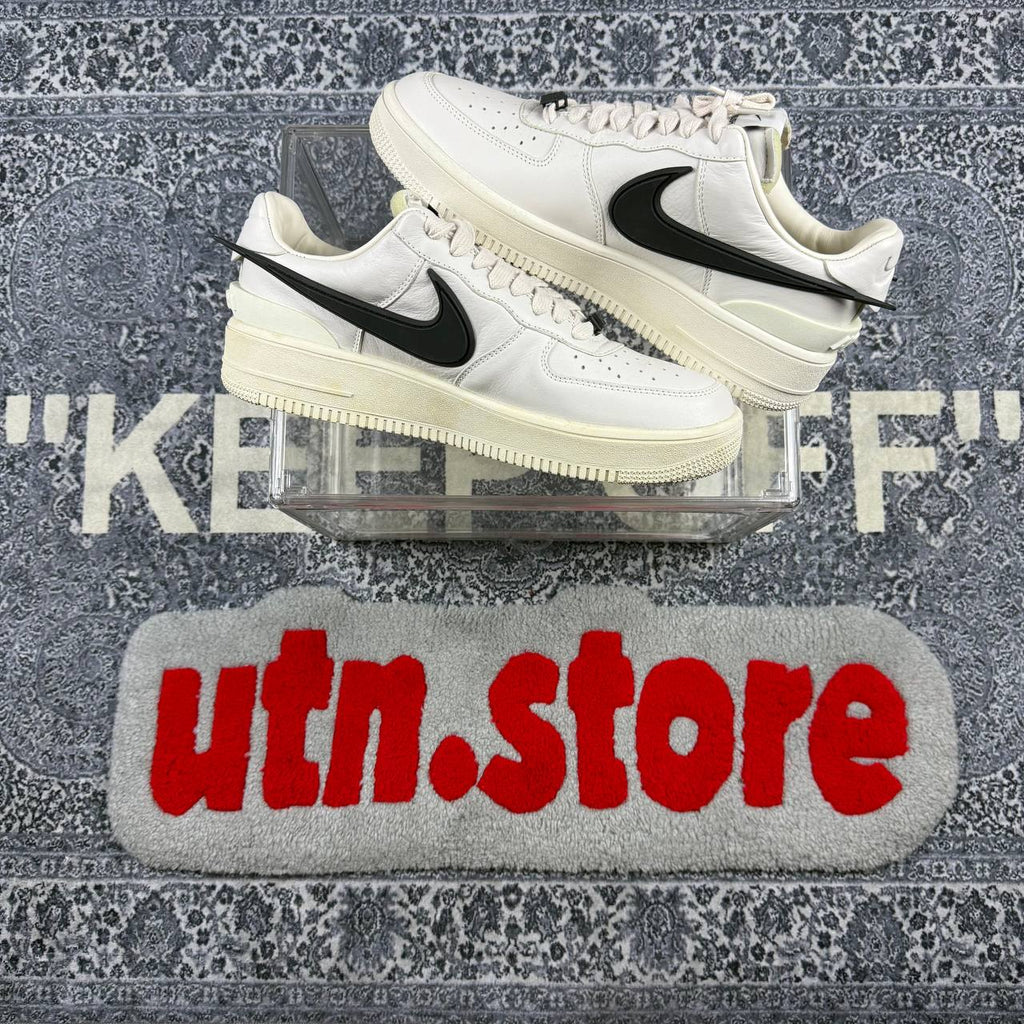 Nike air force x ambush