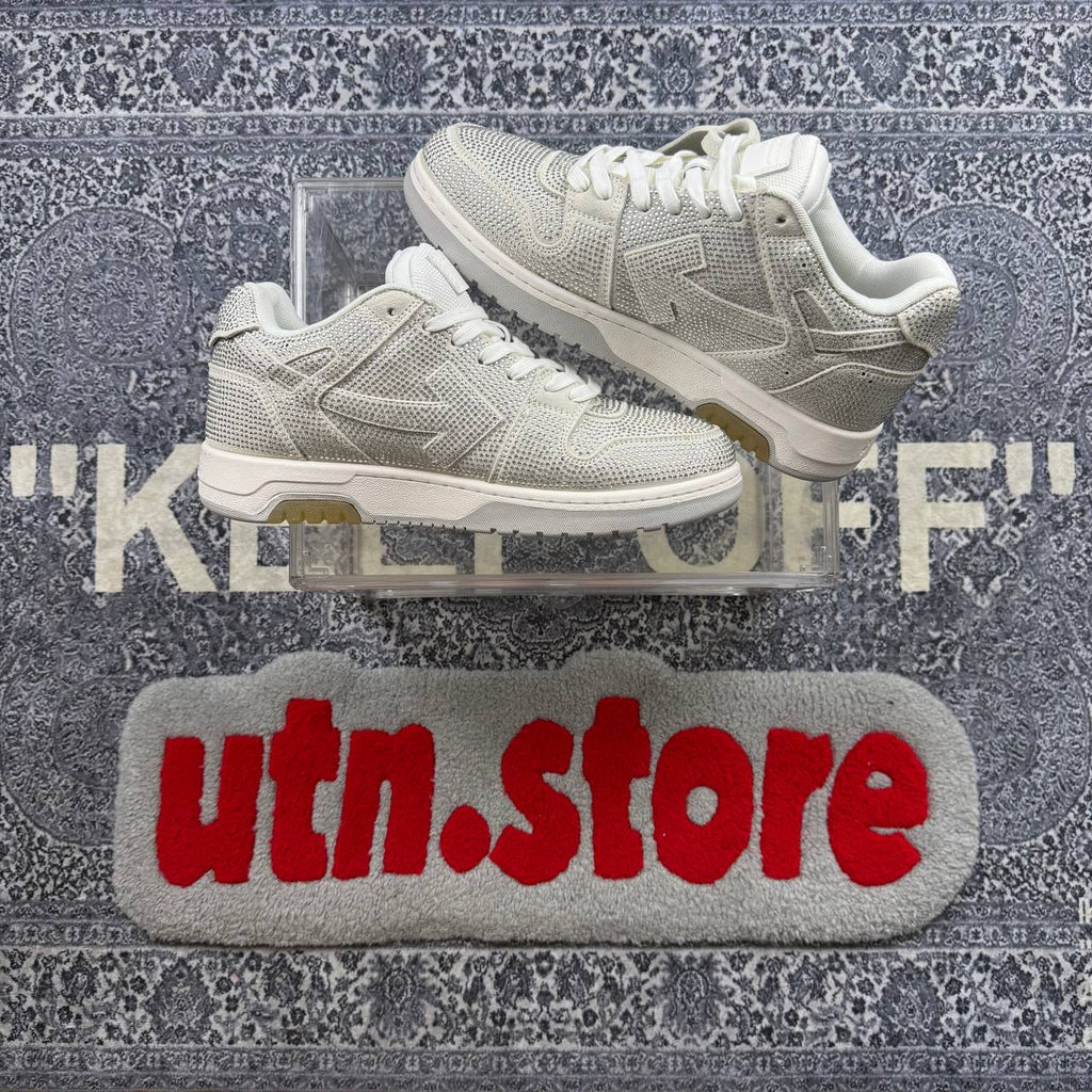 Off-White out of office