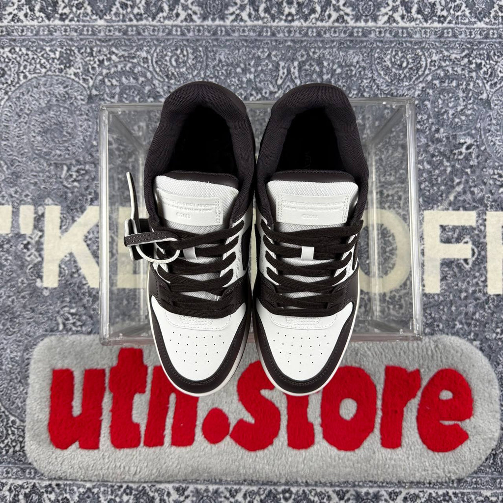 Off-White out of office
