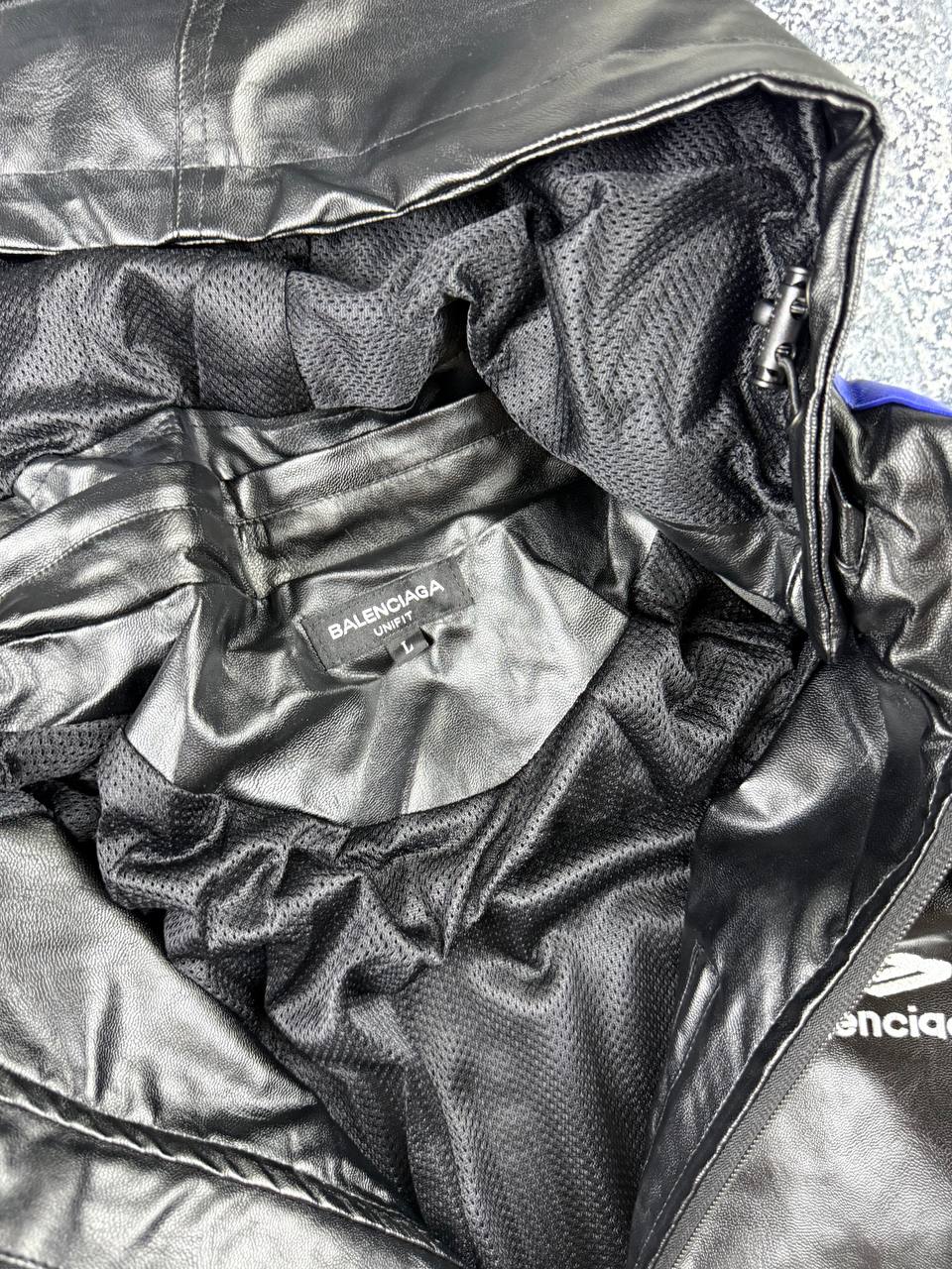 Куртка Balenciaga Logo-Embroidered Leather Track Jacket