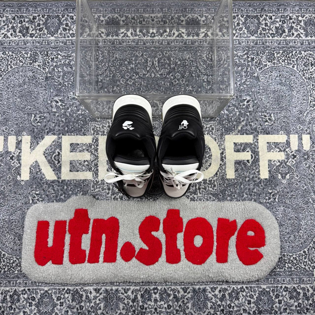 Off-White out of office