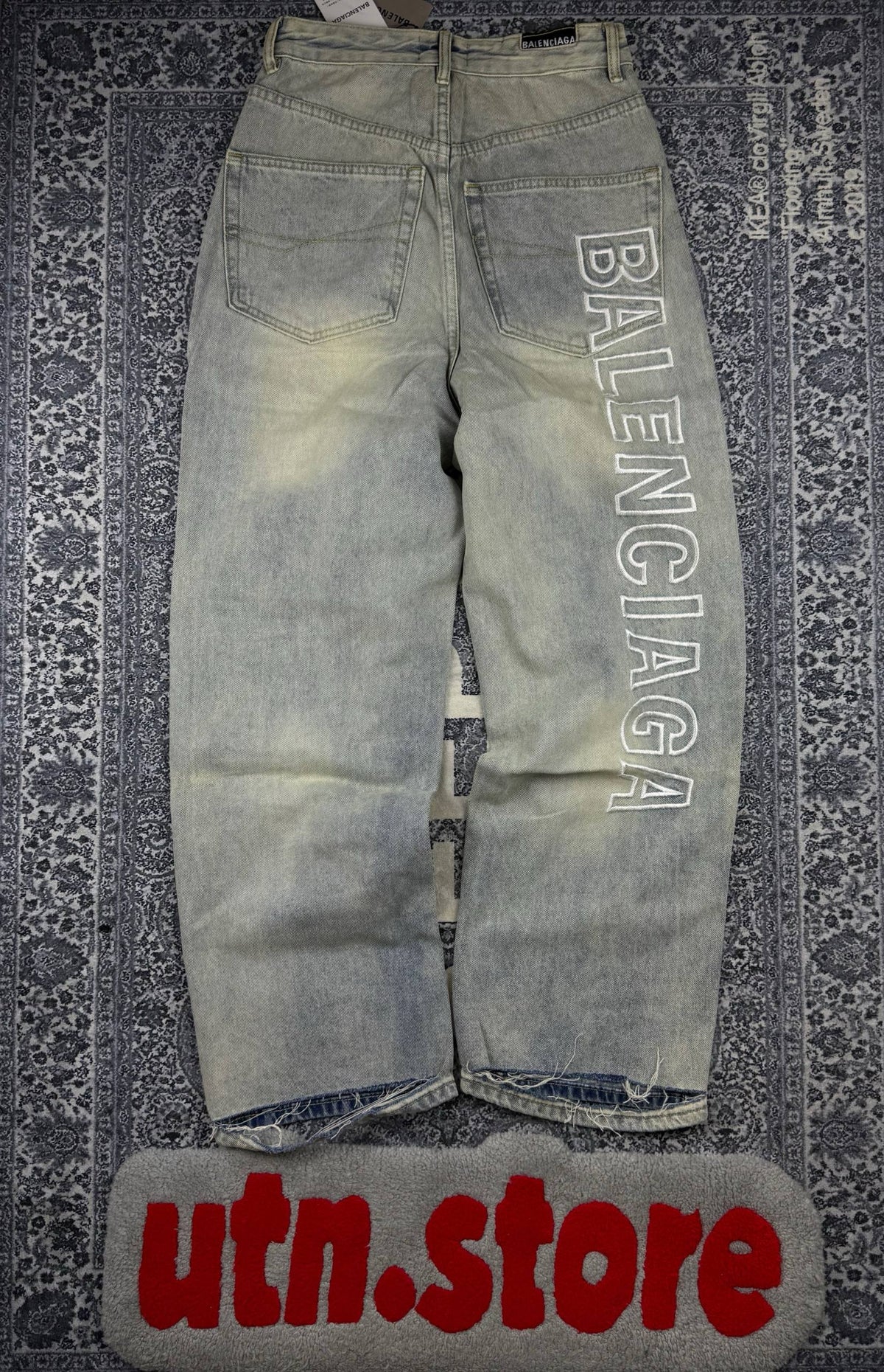Штани Balenciaga Logo-Print Wide-Leg