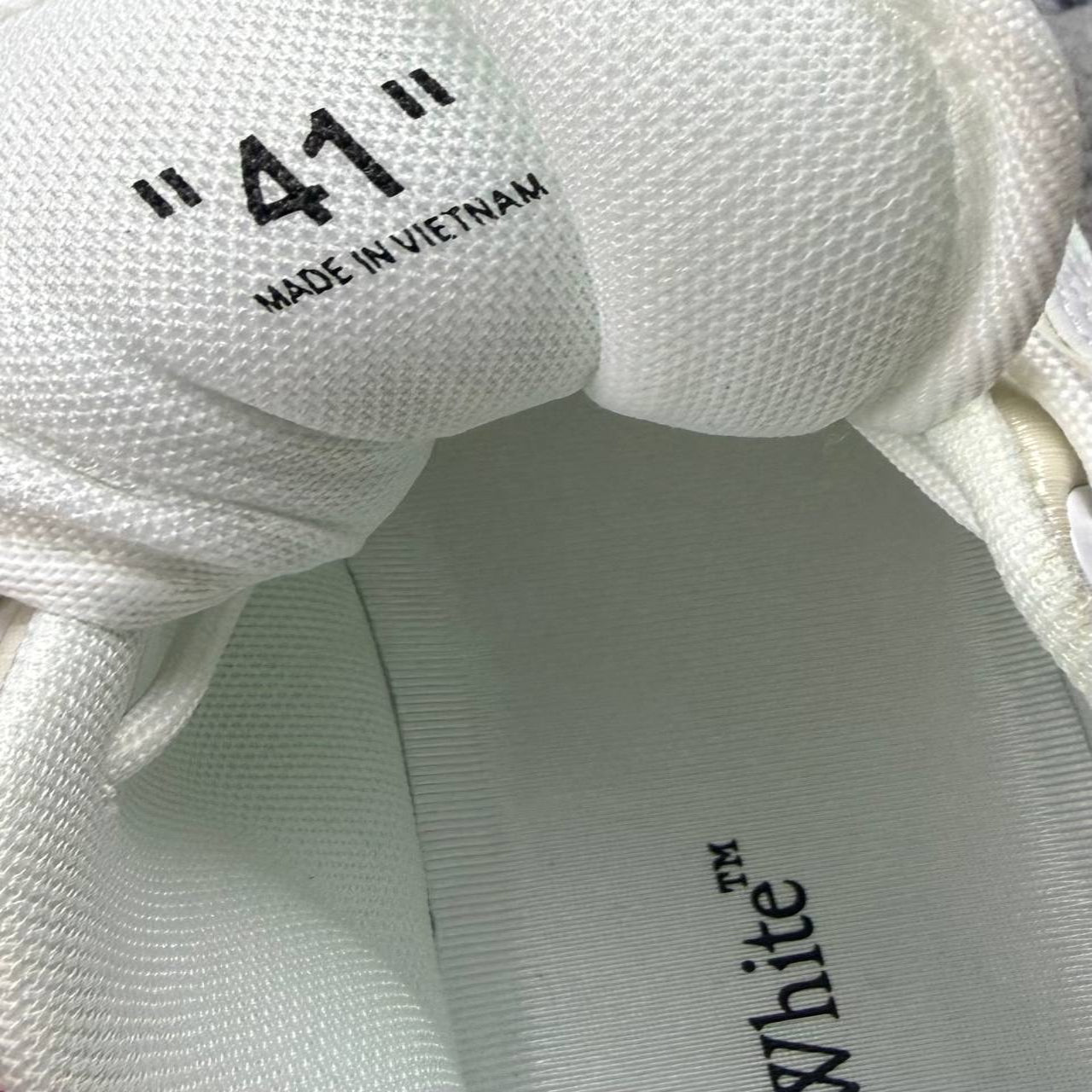 Off-White Odsy-2000