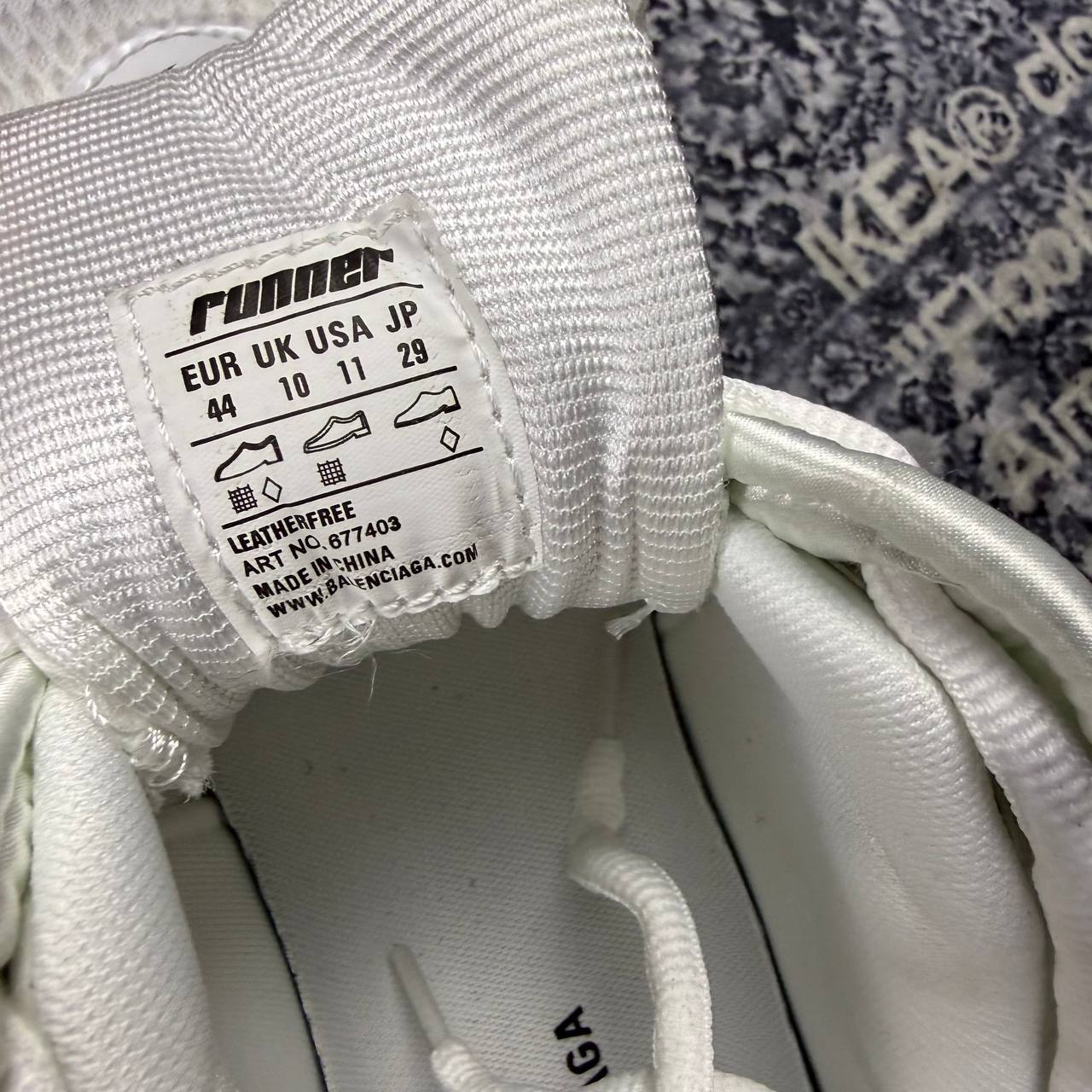 Balenciaga runner