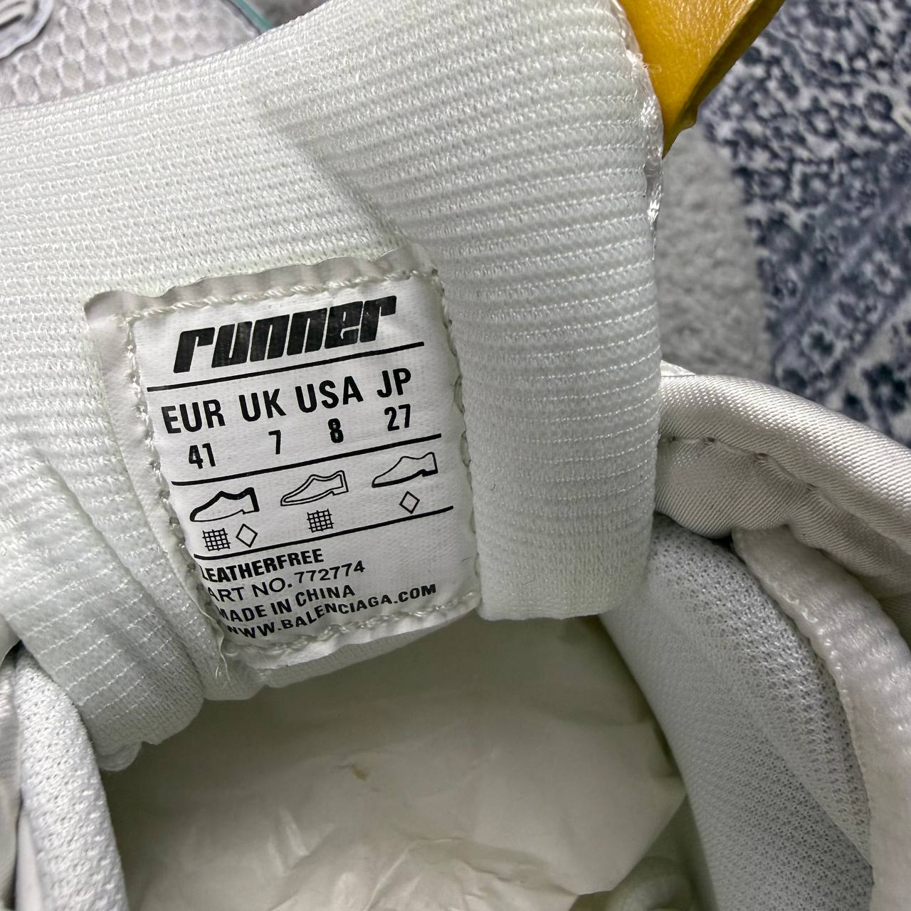 Balenciaga runner
