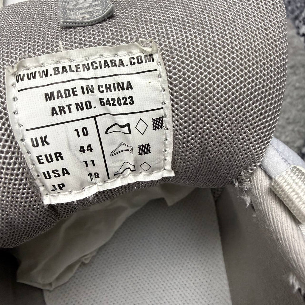 Balenciaga track