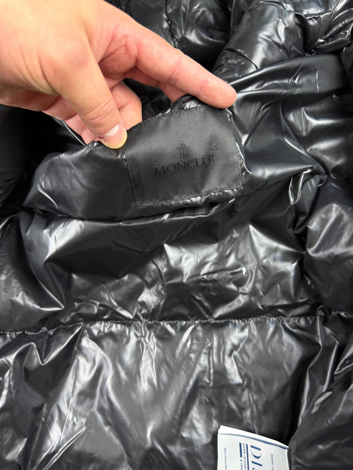Куртка Moncler Madeira Hooded Short Down Jacket